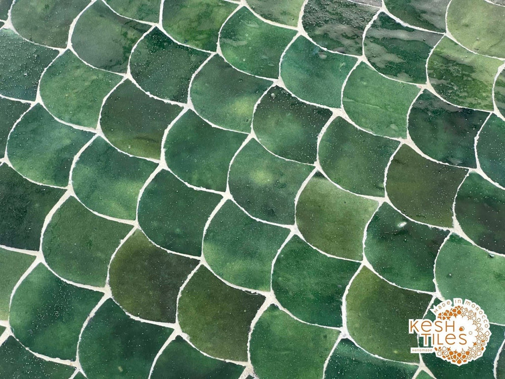 Tiliwa - Green Mosaic Table, Handmade Tamegroute Fish Scale Patio Table