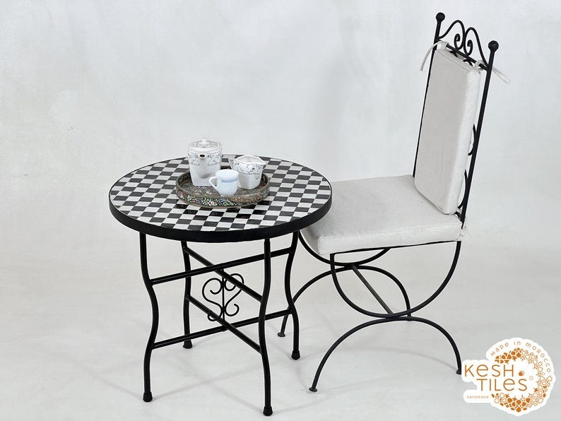 Amayas - Black and White Mosaic Dining Table, Round Moroccan Zellige Table