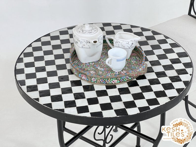 Amayas - Black and White Mosaic Dining Table, Round Moroccan Zellige Table