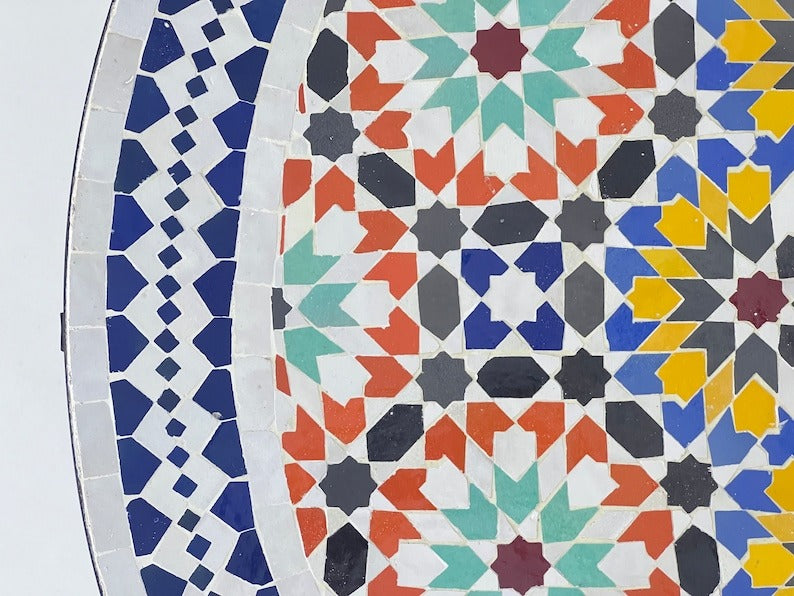 Izza - Green Yellow Mosaic Dining Table 48 Inch, Round Moroccan Zellige Table