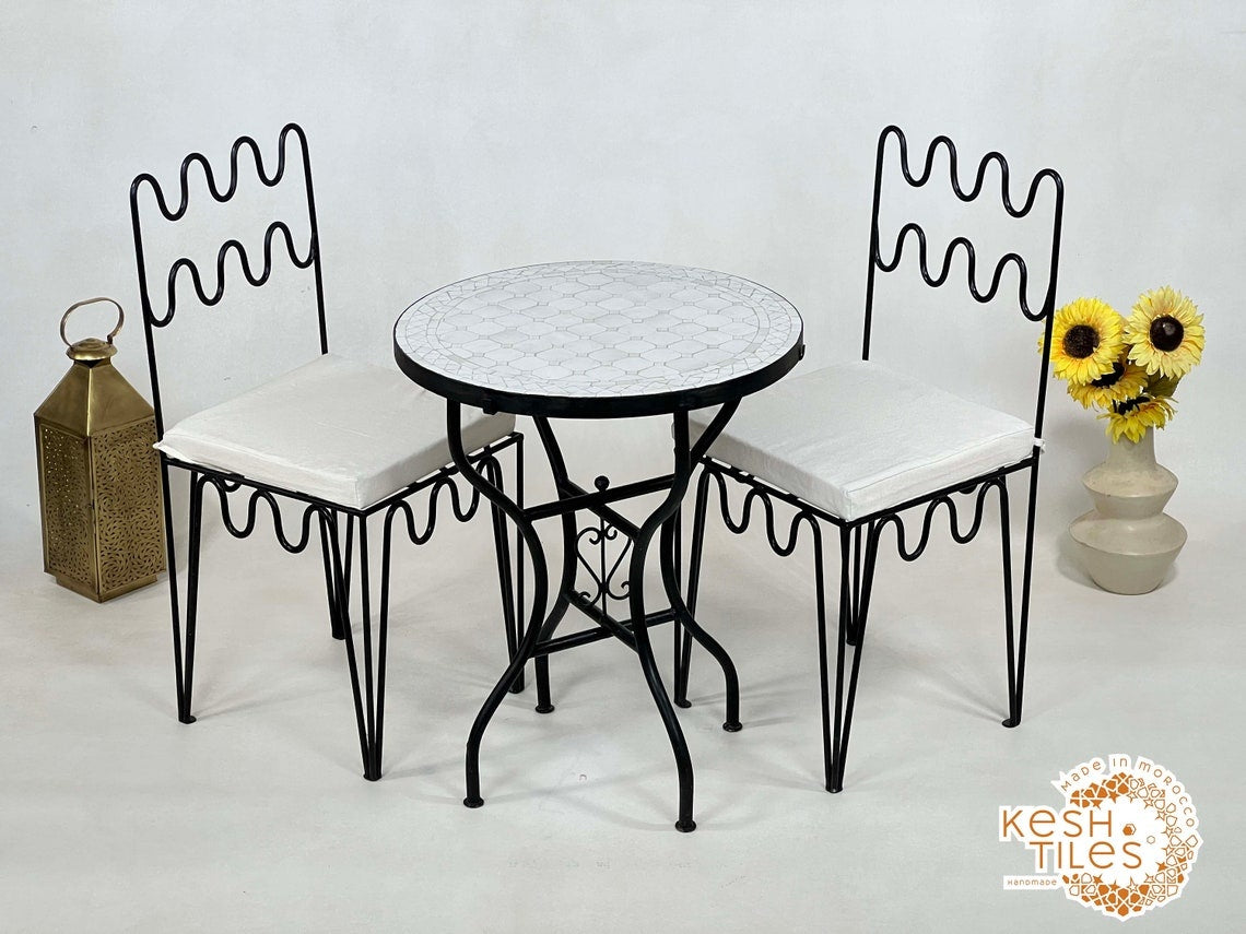 Tanmmirt - White Mosaic Table, Round Handmade Zellige Patio Table