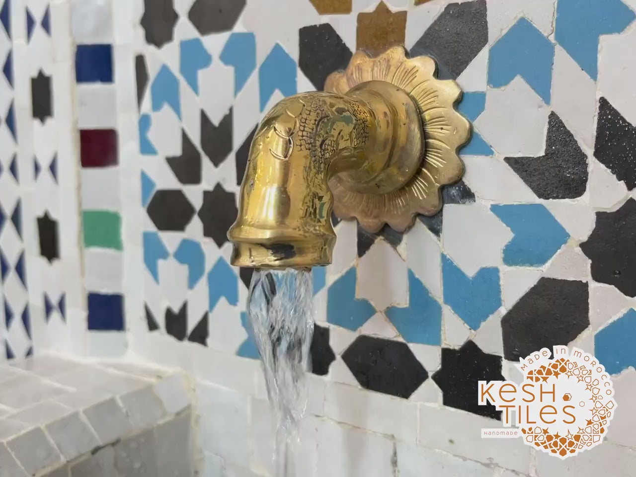 Ilham - Multicolor Mosaic Fountain, 24K Candles Mid Century Zellige