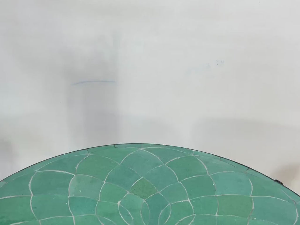 Aziza - Mosaic Side Table – Green Moroccan Zellige Tile Round Table