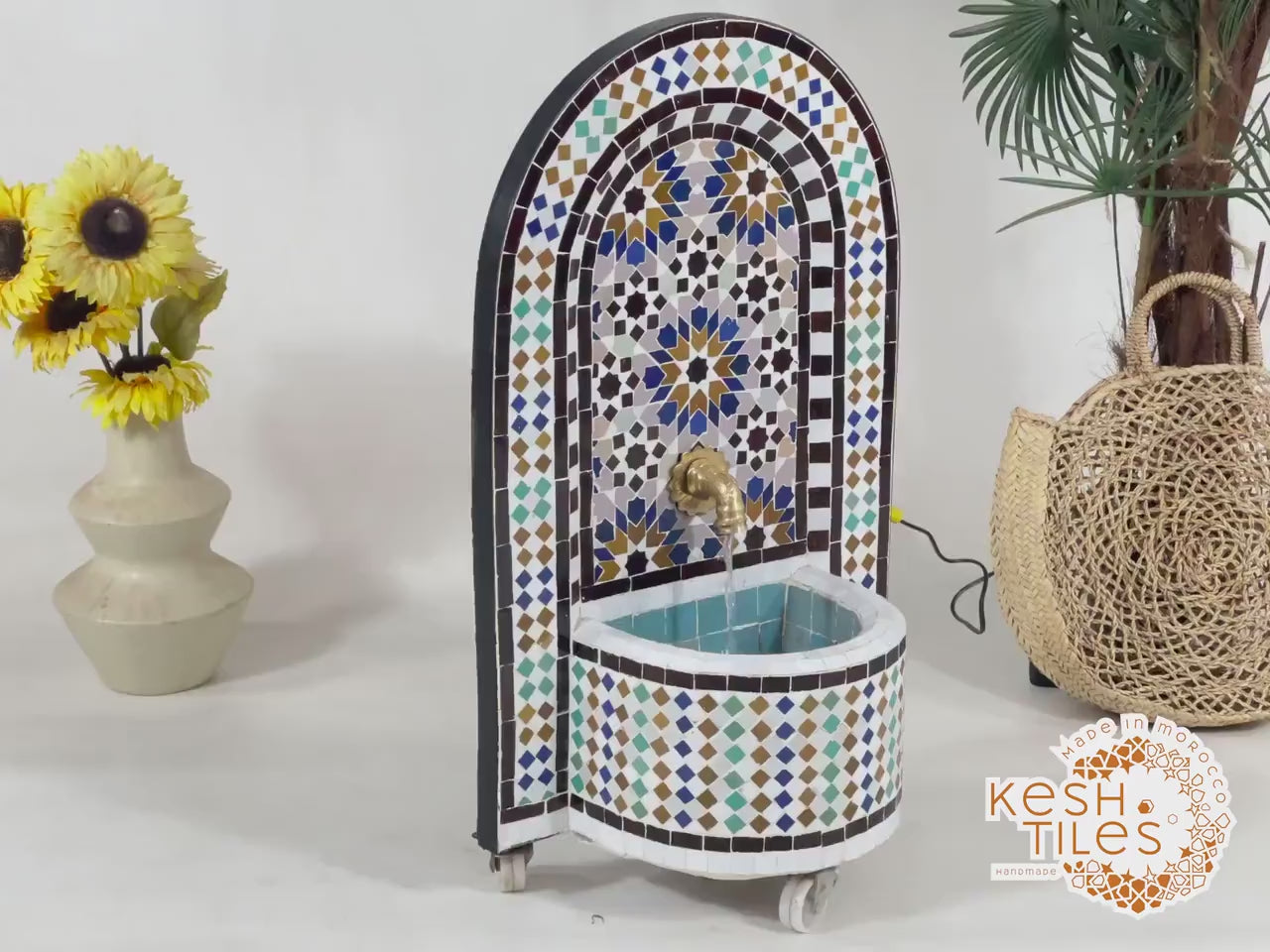 Naïla - 24K Candles Mosaic Fountain, Colorful Mid Century Zellige