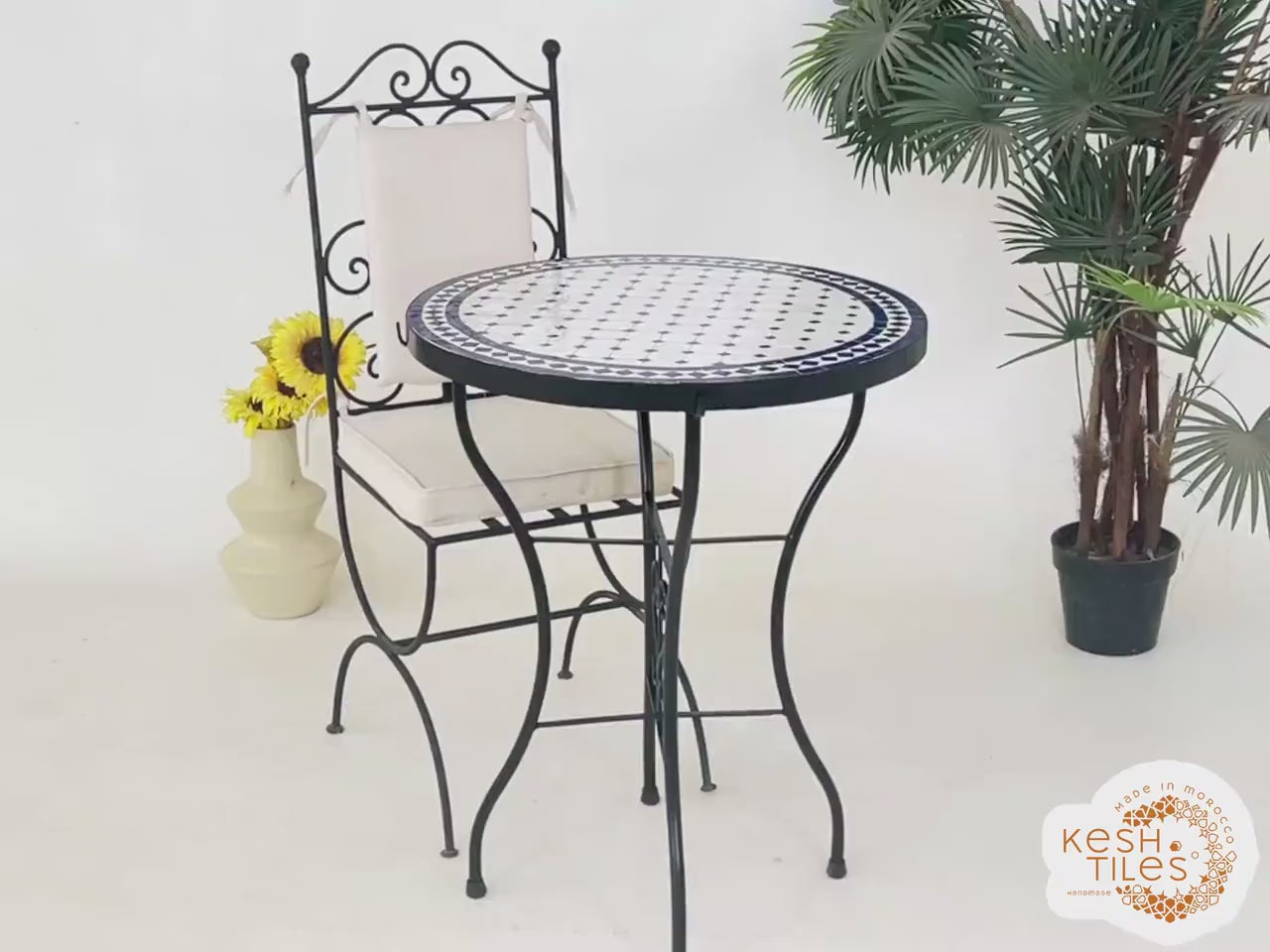 Tirra - Blue Mosaic Table, Round Handmade Zellige Patio Table