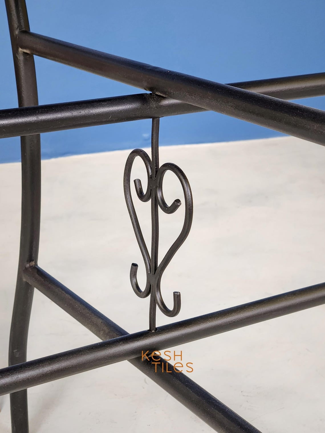 Jannat - Round Mosaic Table, Sage Green Handmade Moroccan Zellige