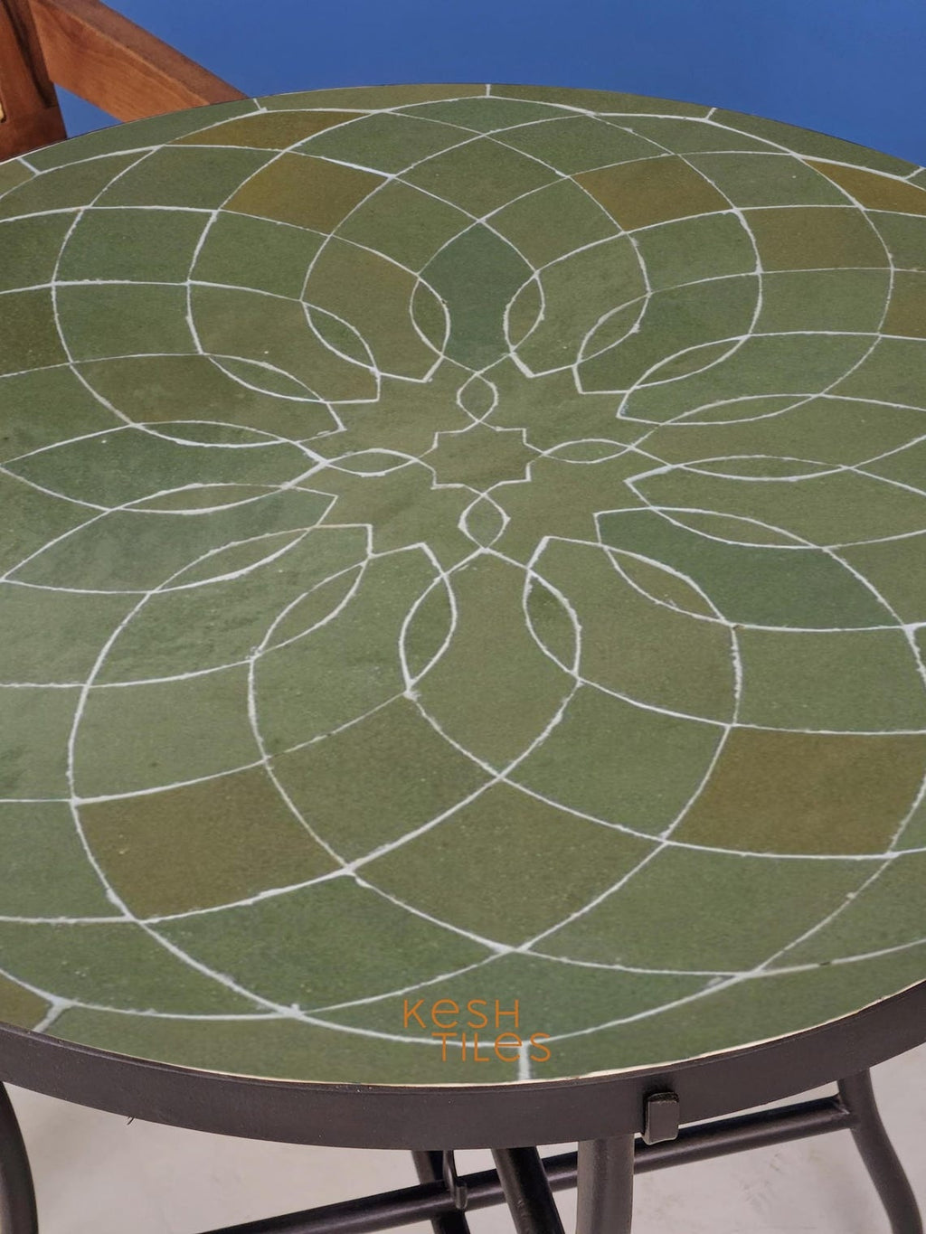 Jannat - Round Mosaic Table, Sage Green Handmade Moroccan Zellige